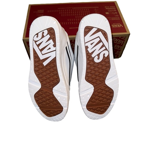 Vans Big Kids Hylane (White/Black) - Picture 6 of 6